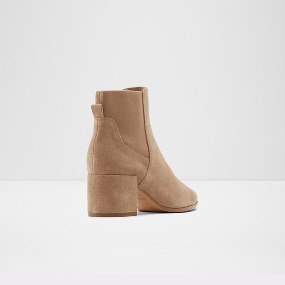 Aldo tan suede ankle boots with block heel - Picture 2 of 4